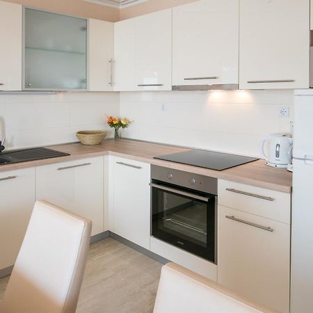 Apartments Villa Ana Krk Town Pokoj fotografie