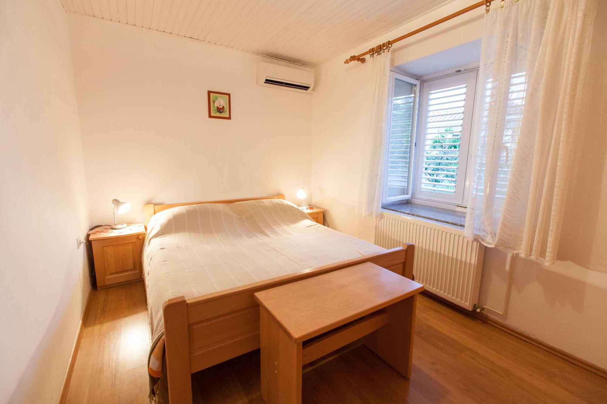 Apartments Villa Ana Krk Town Pokoj fotografie