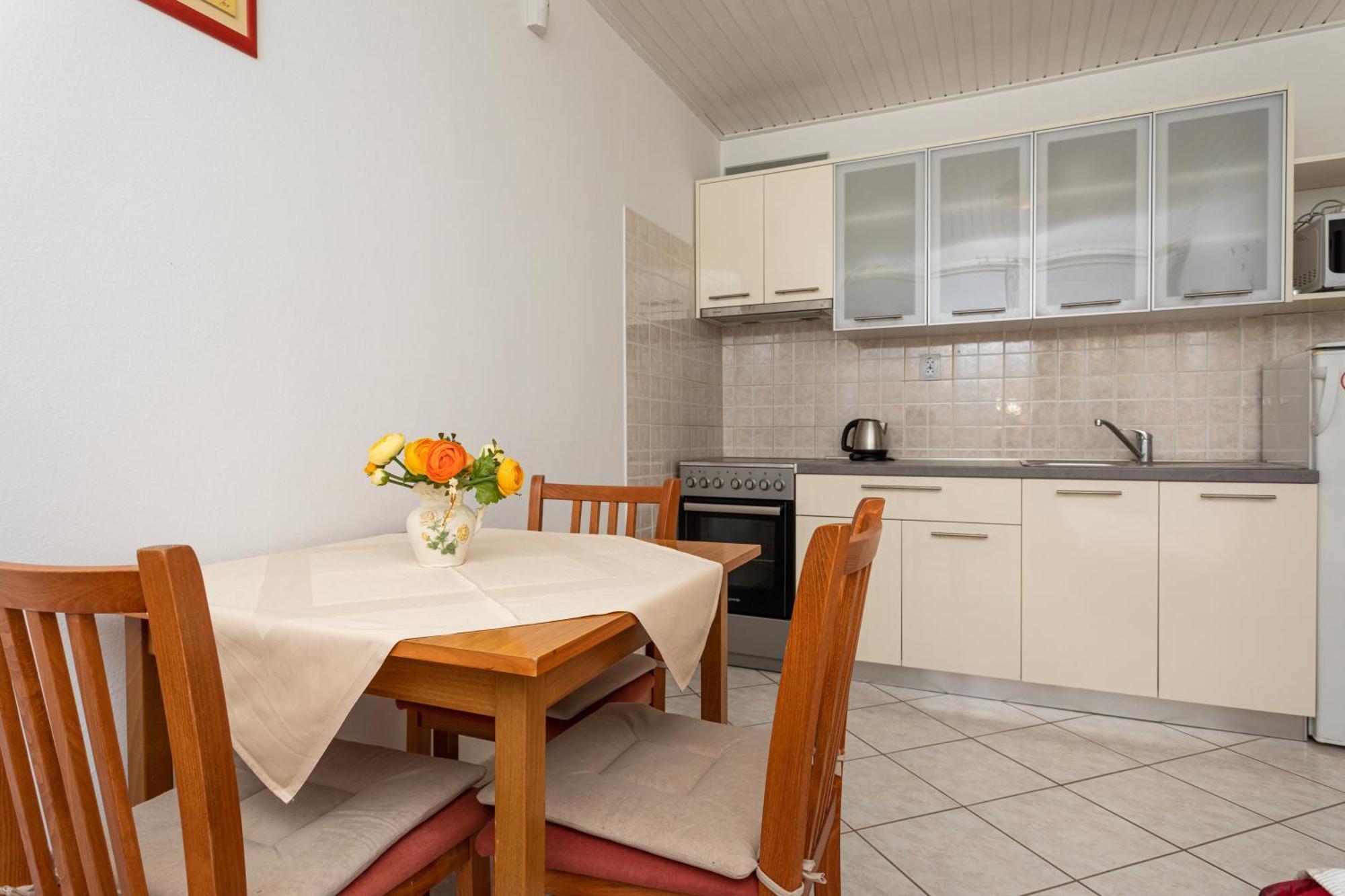 Apartments Villa Ana Krk Town Pokoj fotografie