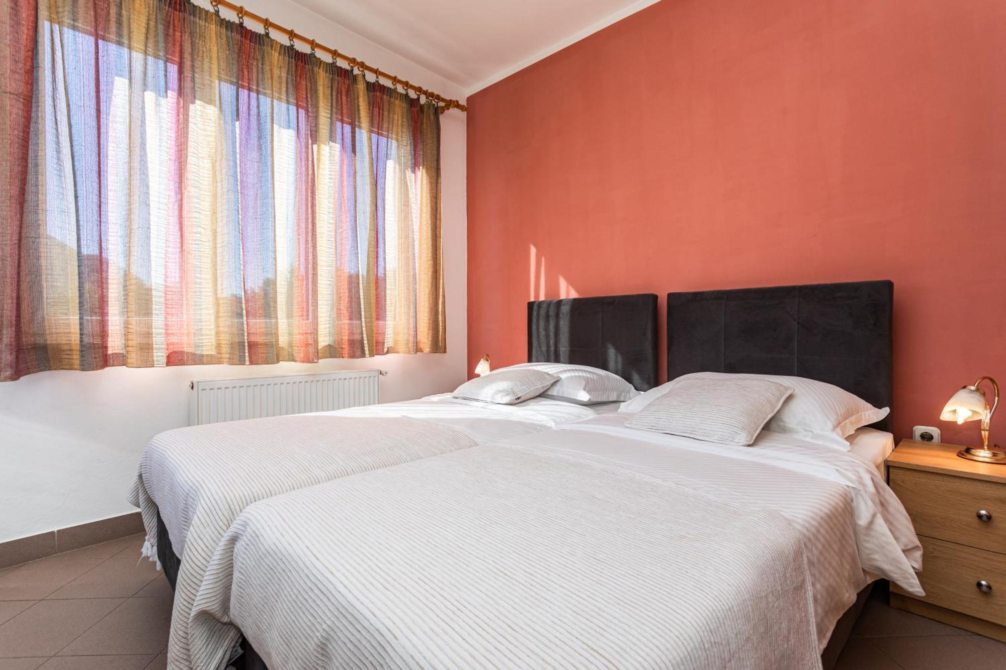 Apartments Villa Ana Krk Town Pokoj fotografie
