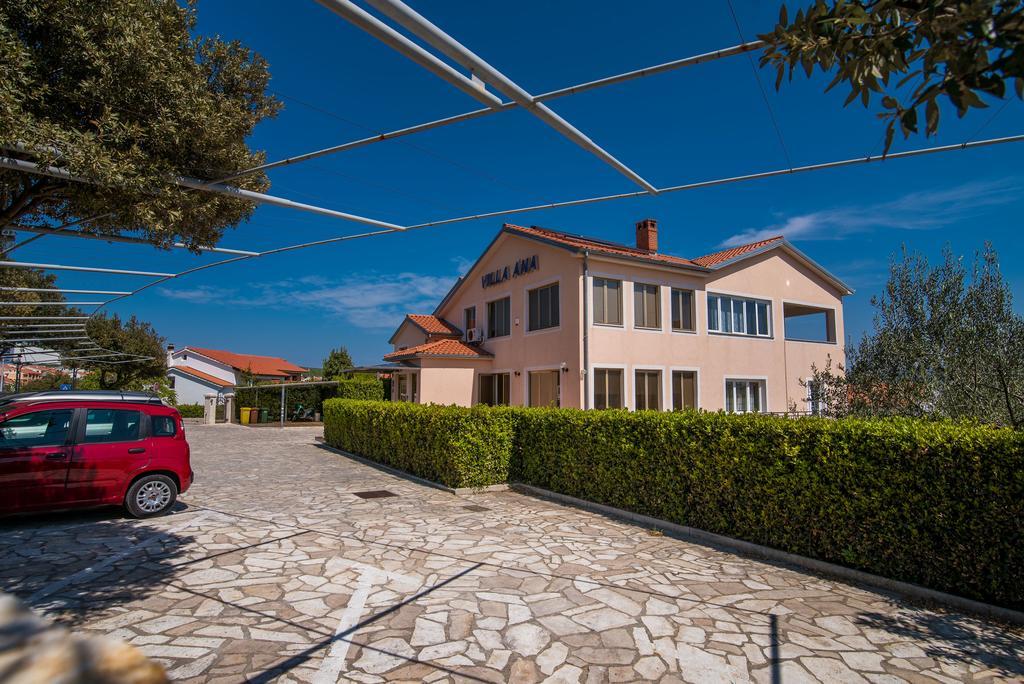 Apartments Villa Ana Krk Town Exteriér fotografie
